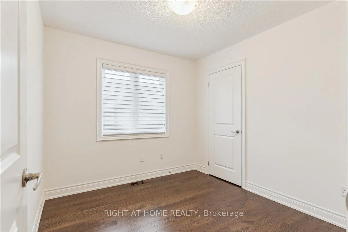 Photo 19 of 28 Hubbell Road, Brampton, Bram West — HOMEH