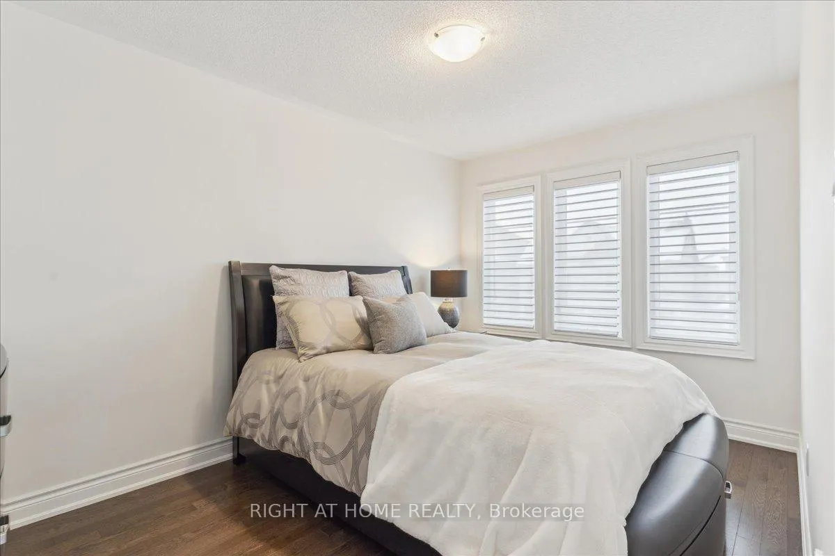Photo 21 of 28 Hubbell Road, Brampton, Bram West — HOMEH
