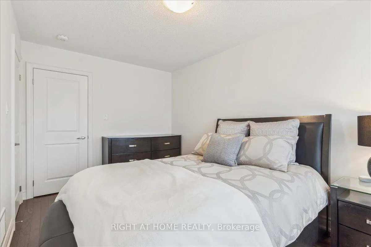 Photo 22 of 28 Hubbell Road, Brampton, Bram West — HOMEH