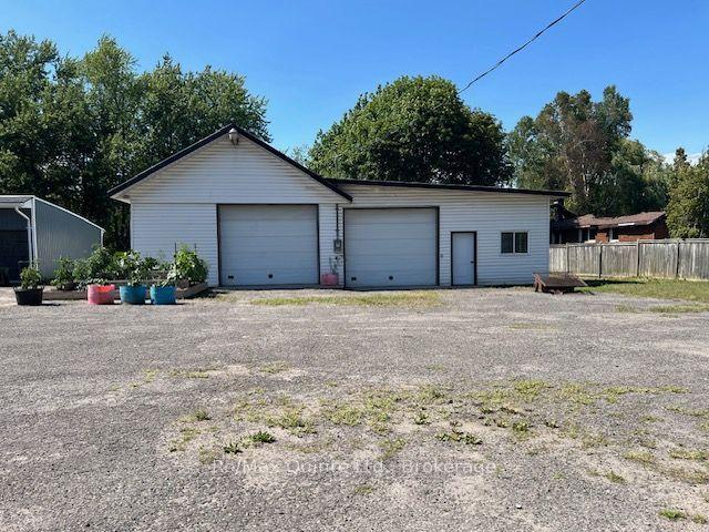 Photo 31 of 101 Roseland Drive, Quinte West, Murray Ward — HOMEH