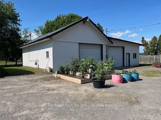 Photo 32 of 101 Roseland Drive, Quinte West, Murray Ward — HOMEH