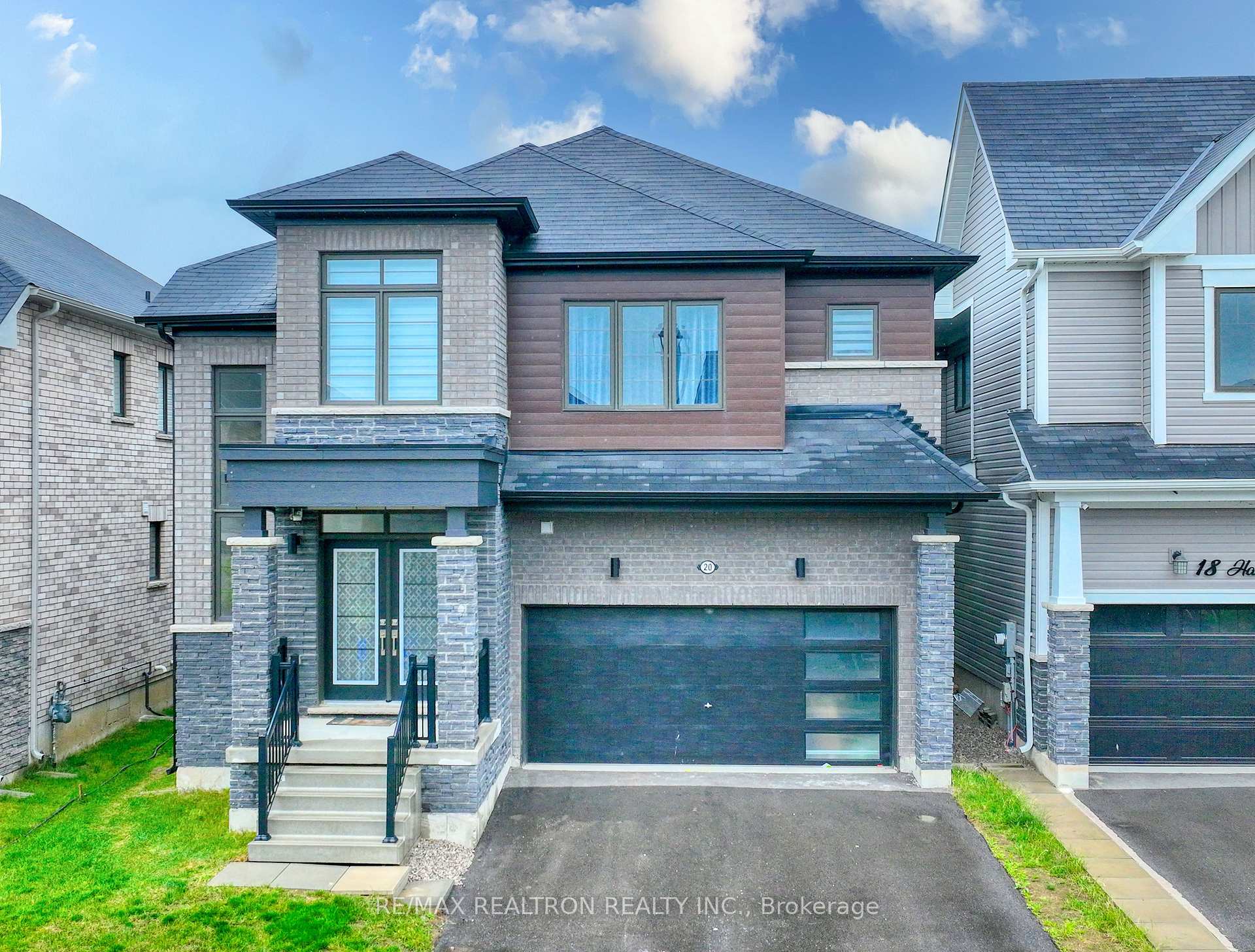 Photo 1 of 20 Hawick Crescent, Haldimand — HOMEH
