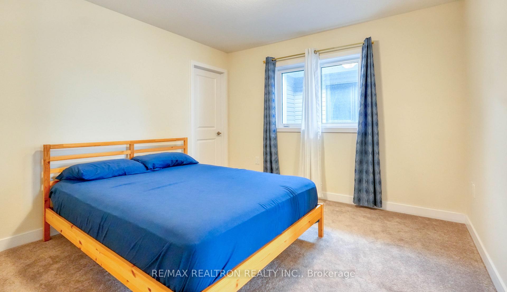 Photo 34 of 20 Hawick Crescent, Haldimand — HOMEH
