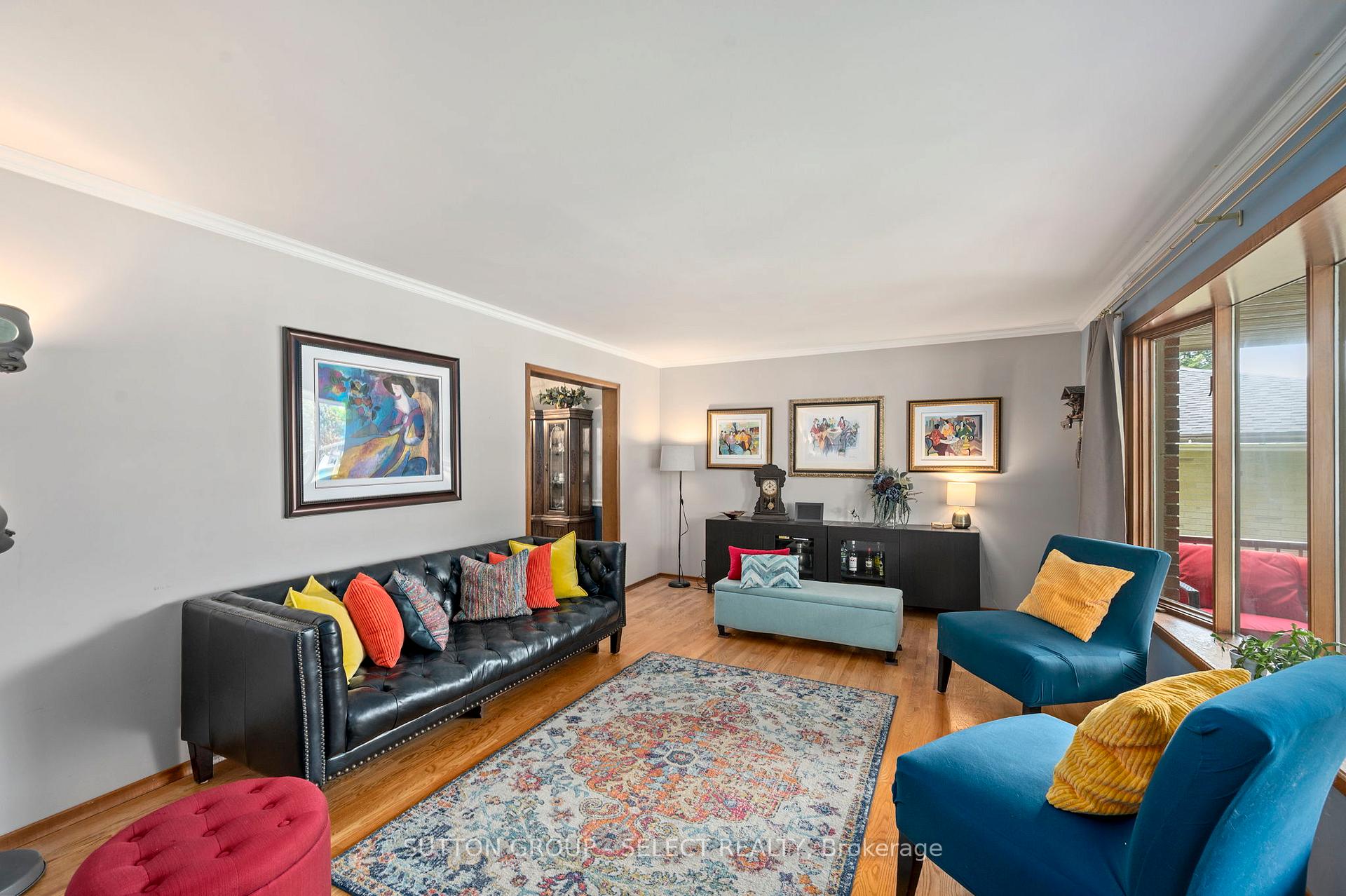 Photo 11 of 286 Highview Crescent, London, South O — HOMEH