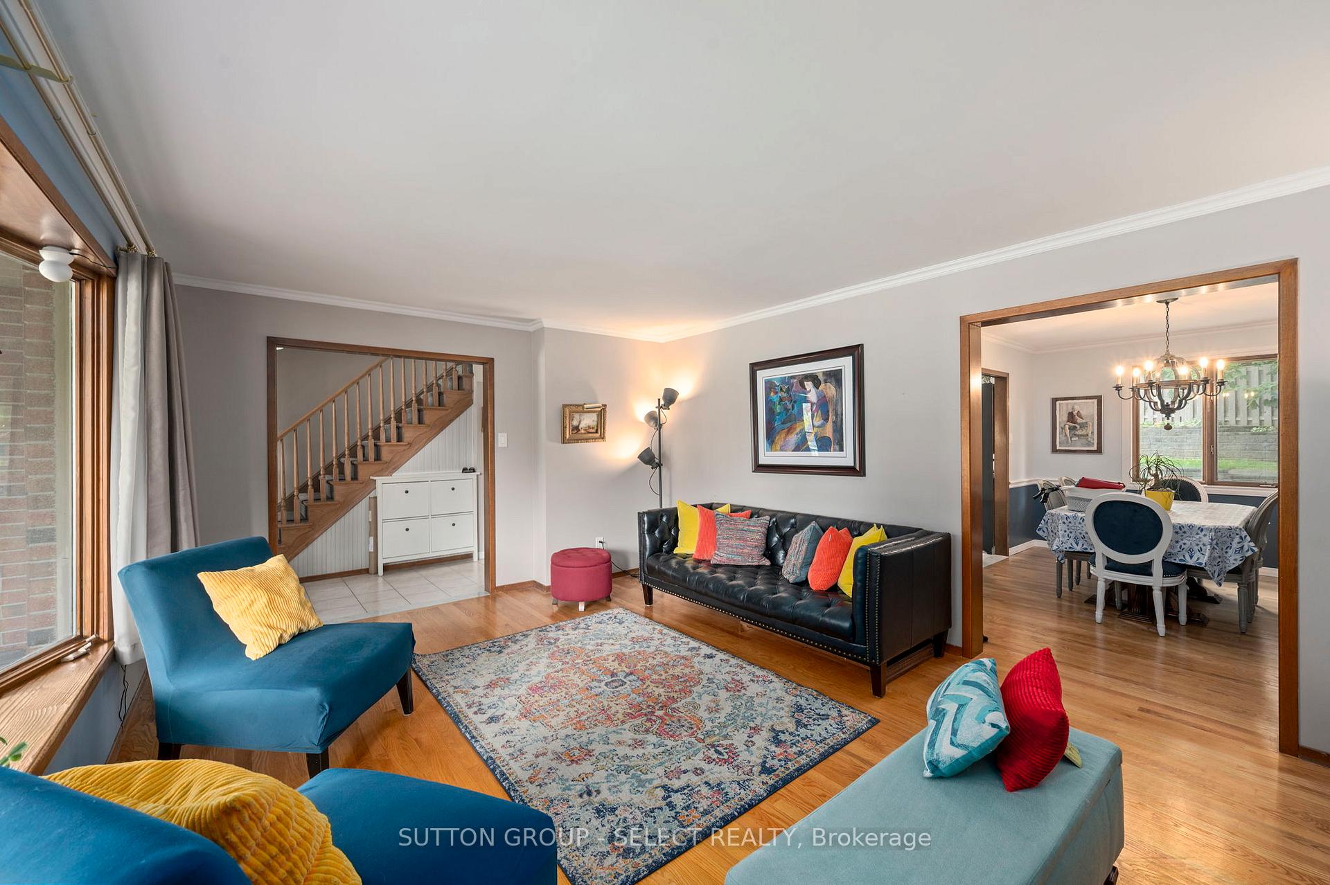 Photo 13 of 286 Highview Crescent, London, South O — HOMEH