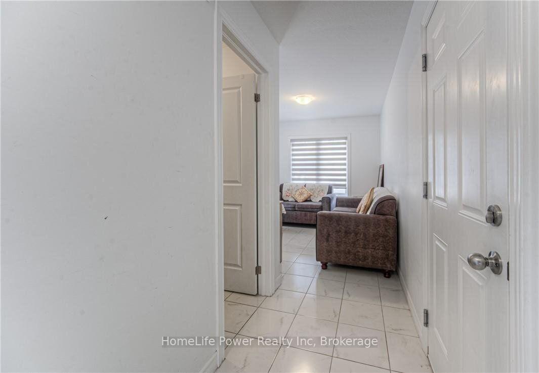 Photo 5 of 513 Woodlea Court, Kitchener, Pioneer Park/Doon/Wyldwoods — HOMEH