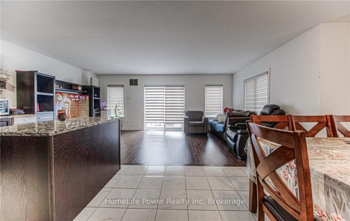 Photo 6 of 513 Woodlea Court, Kitchener, Pioneer Park/Doon/Wyldwoods — HOMEH