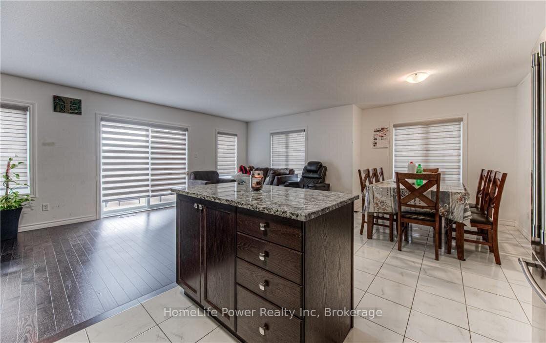 Photo 12 of 513 Woodlea Court, Kitchener, Pioneer Park/Doon/Wyldwoods — HOMEH