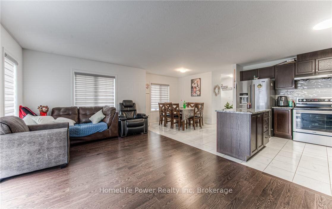 Photo 13 of 513 Woodlea Court, Kitchener, Pioneer Park/Doon/Wyldwoods — HOMEH