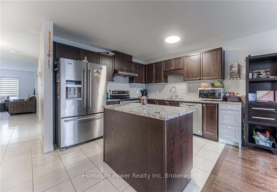 Photo 15 of 513 Woodlea Court, Kitchener, Pioneer Park/Doon/Wyldwoods — HOMEH