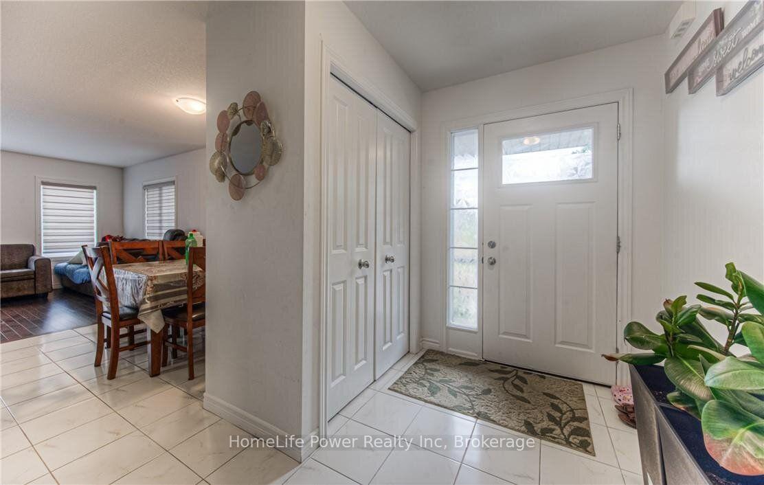 Photo 16 of 513 Woodlea Court, Kitchener, Pioneer Park/Doon/Wyldwoods — HOMEH