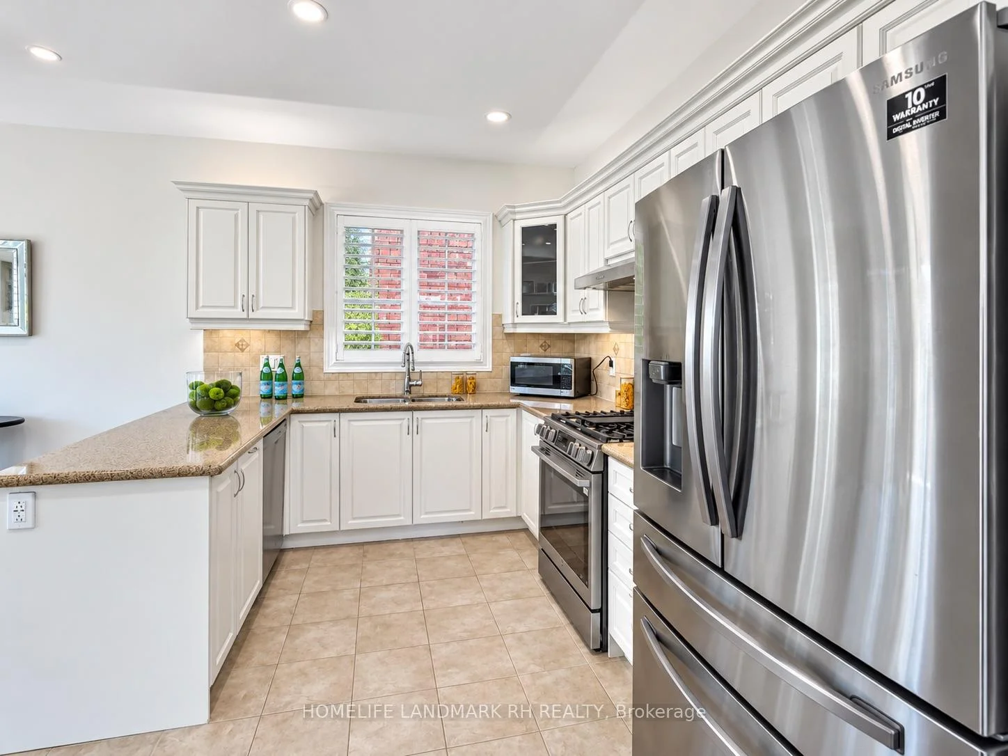 Photo 18 of 131 Oberfrick Avenue, Vaughan, Patterson — HOMEH
