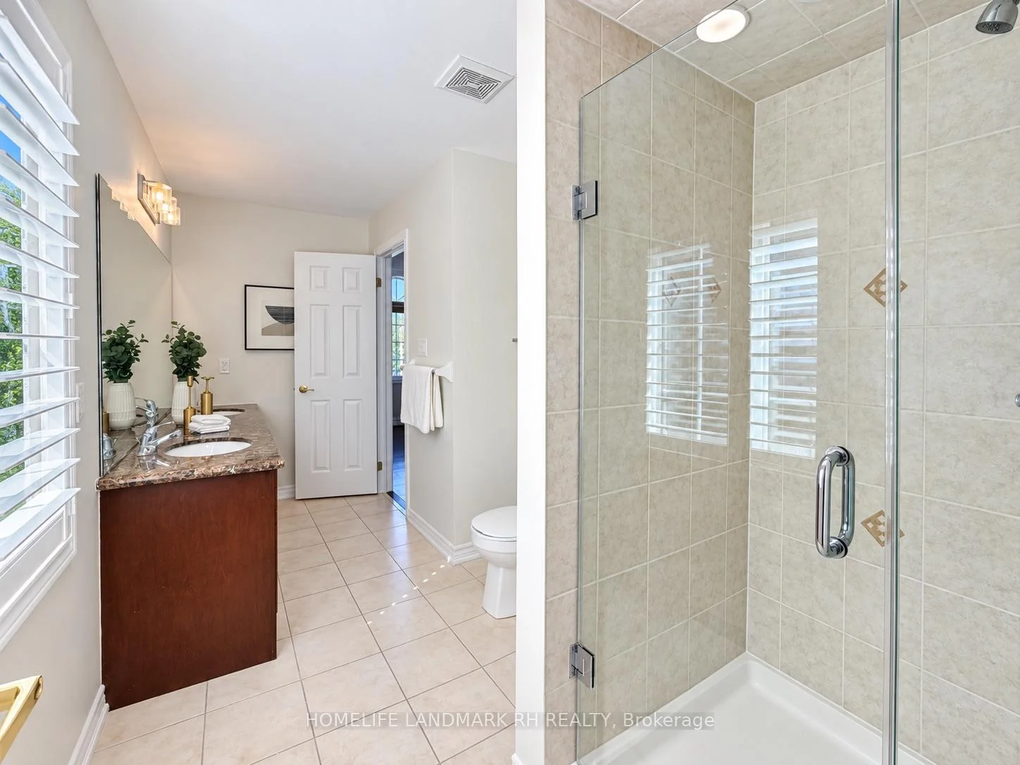 Photo 32 of 131 Oberfrick Avenue, Vaughan, Patterson — HOMEH