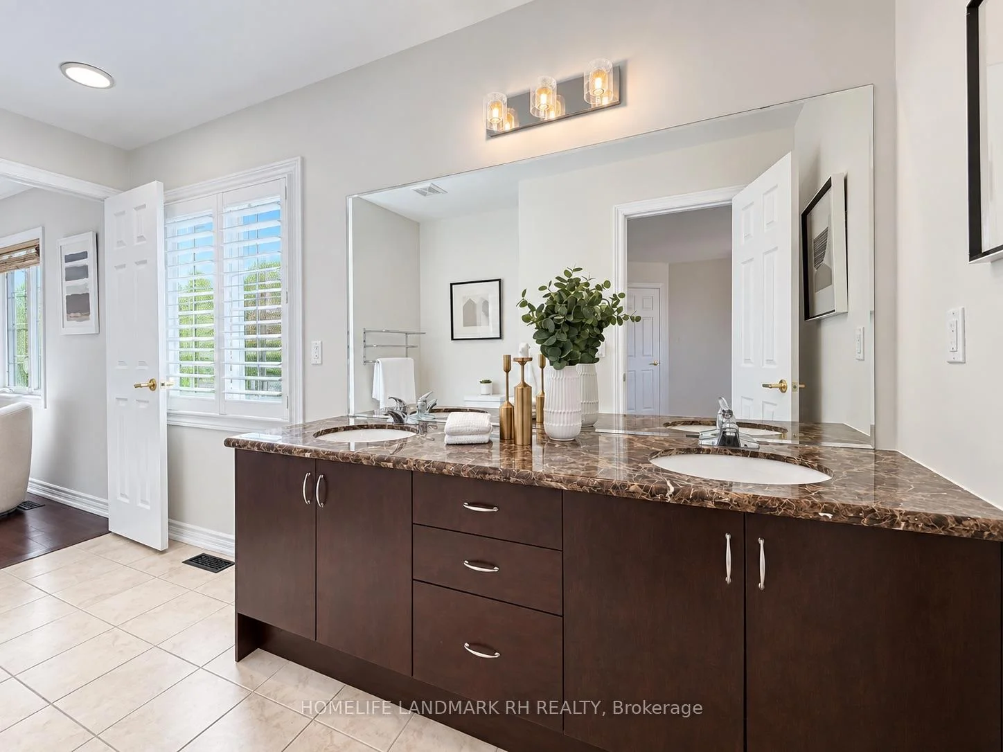 Photo 33 of 131 Oberfrick Avenue, Vaughan, Patterson — HOMEH