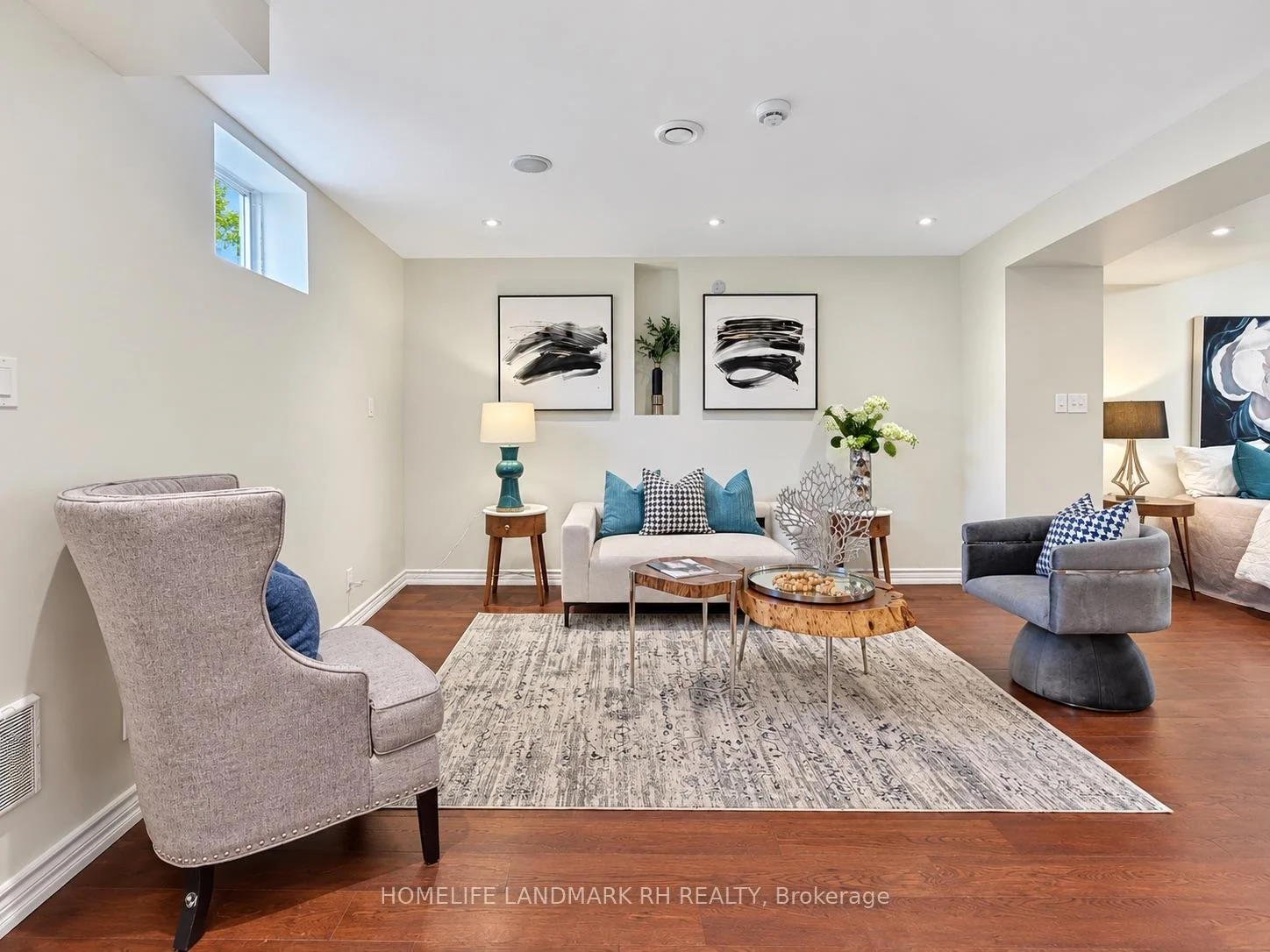 Photo 41 of 131 Oberfrick Avenue, Vaughan, Patterson — HOMEH