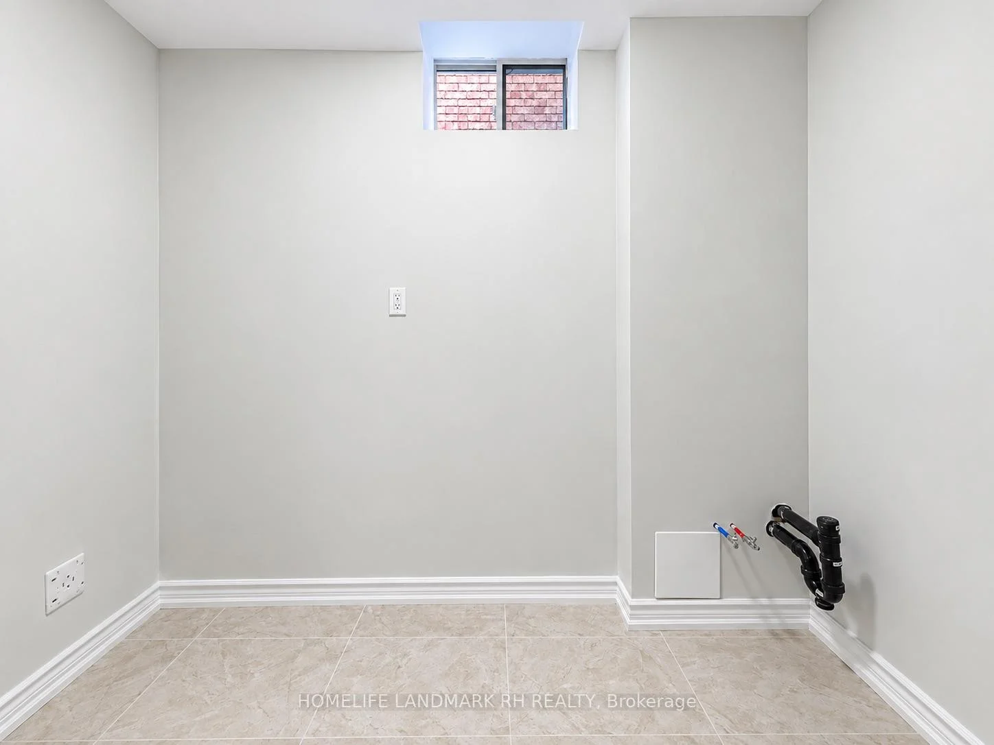 Photo 45 of 131 Oberfrick Avenue, Vaughan, Patterson — HOMEH