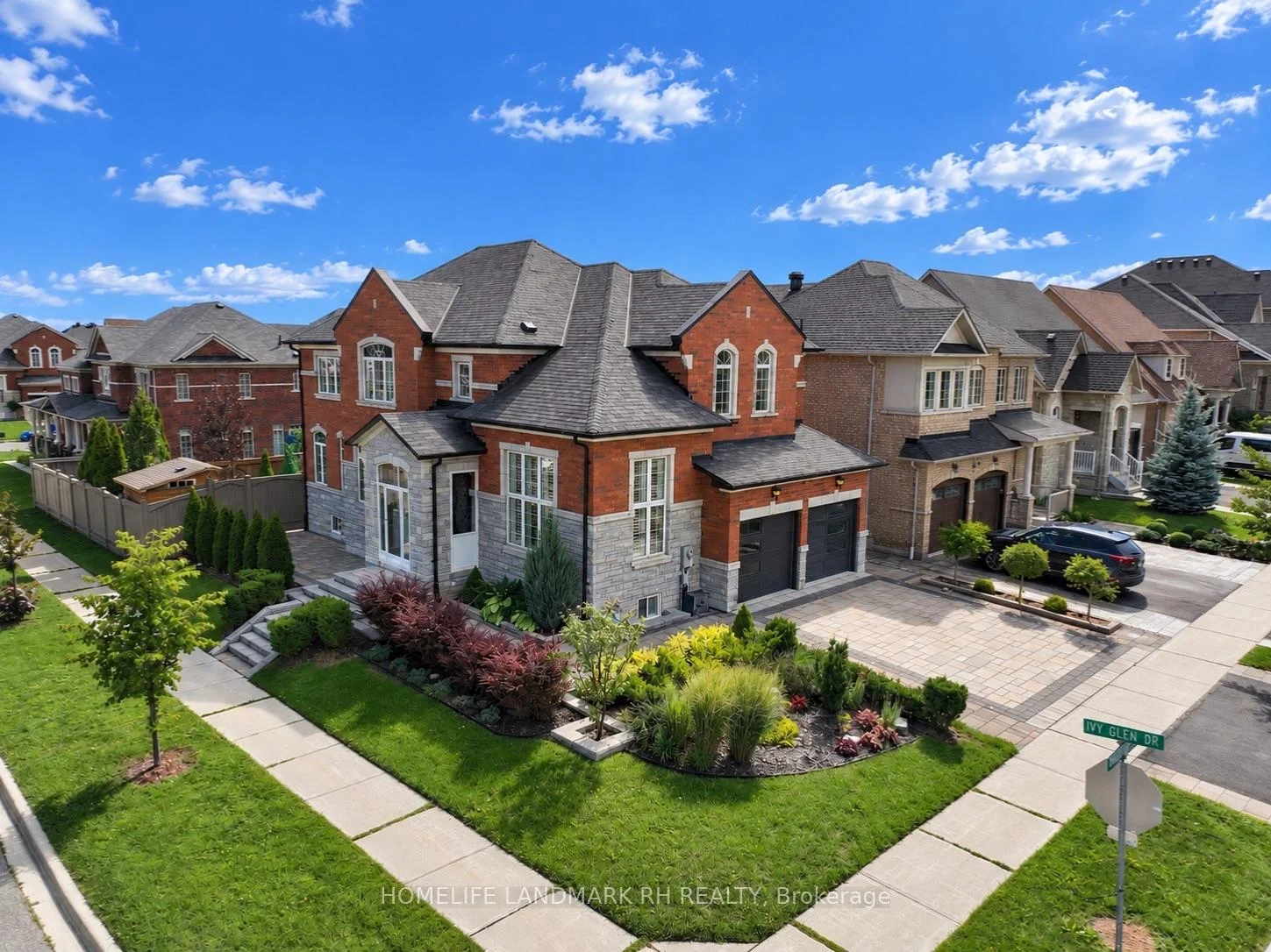 Photo 53 of 131 Oberfrick Avenue, Vaughan, Patterson — HOMEH