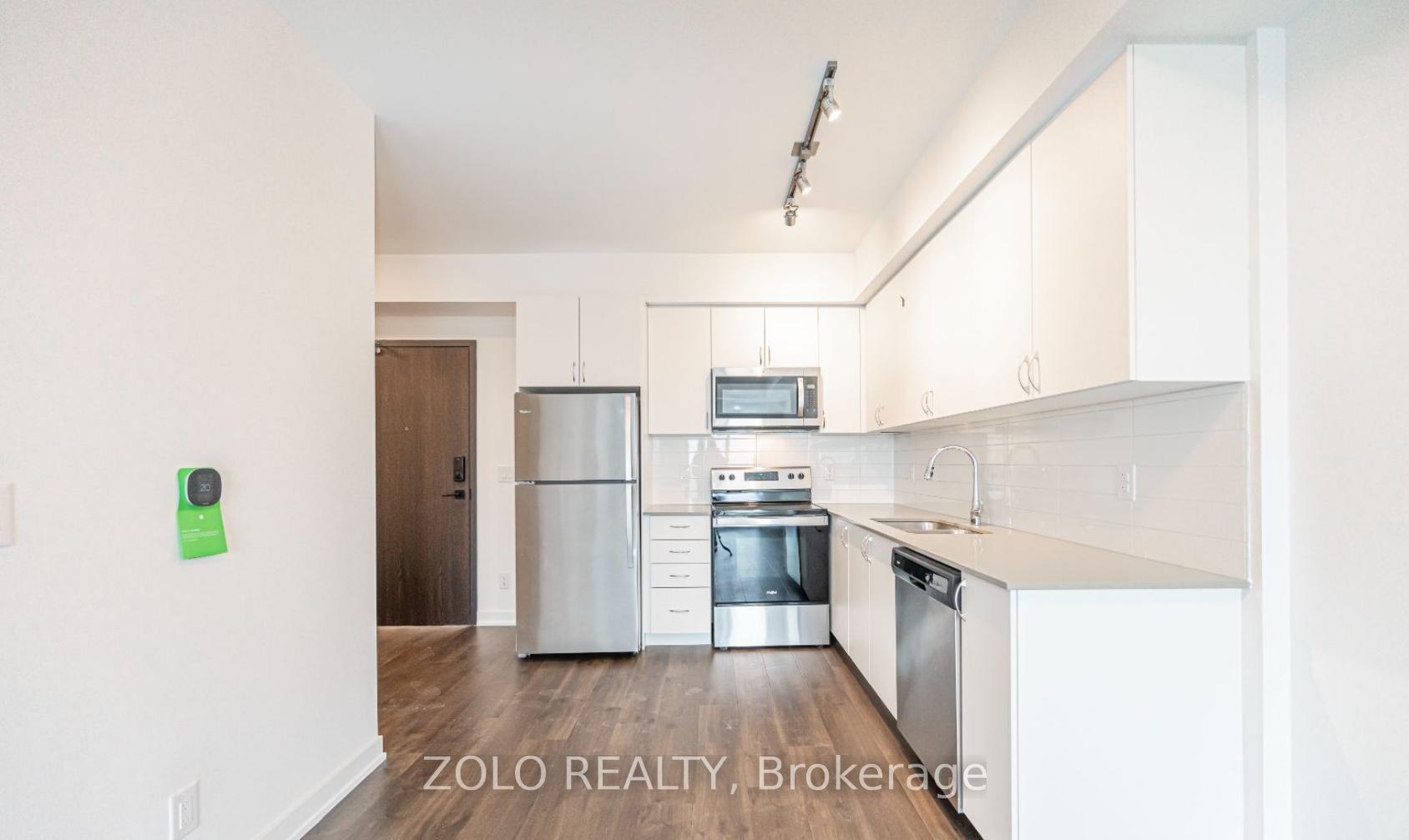 Photo 3 of Unit 1213, 56 Lakeside Terrace, Barrie, Little Lake — HOMEH