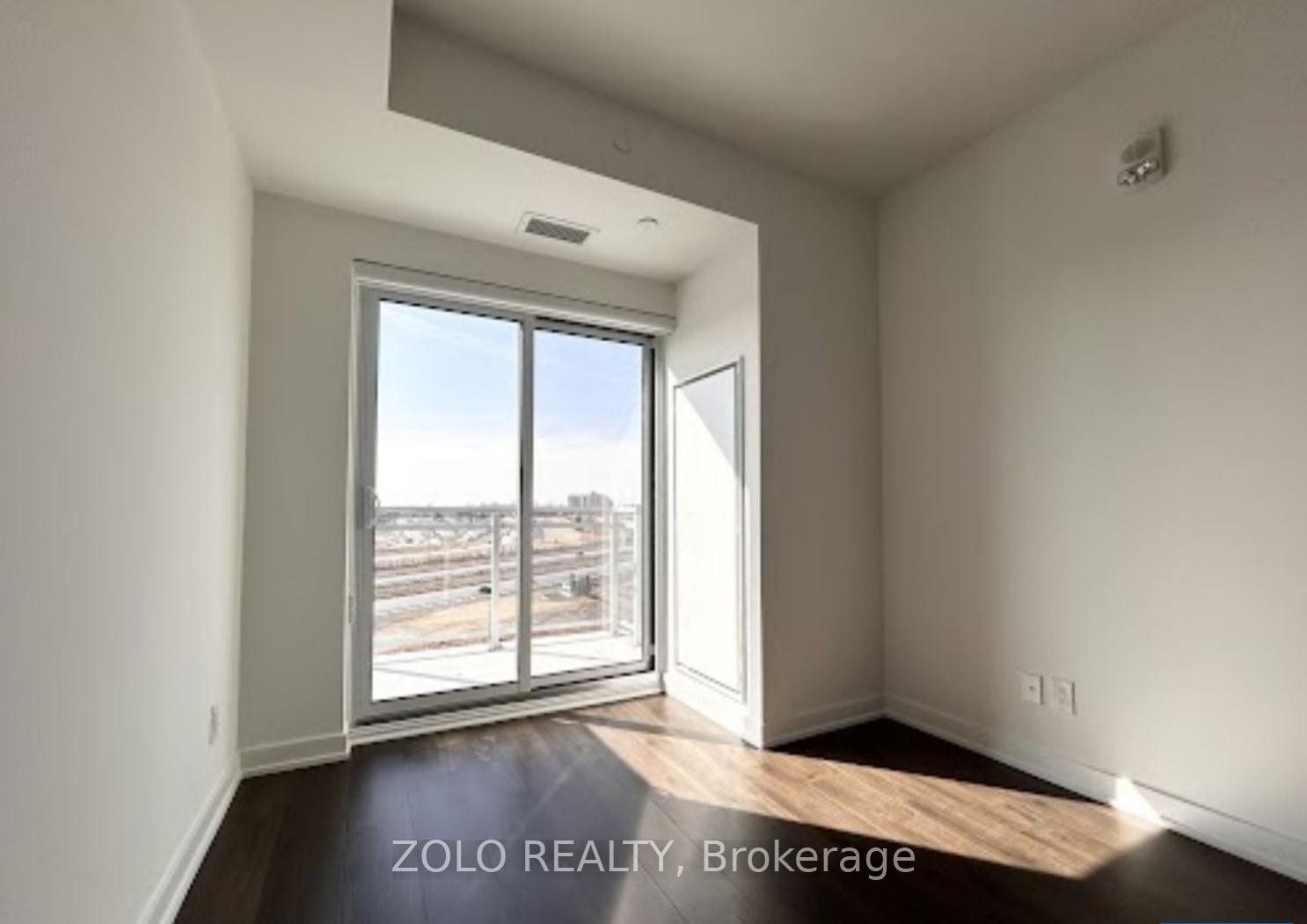 Photo 6 of Unit 1213, 56 Lakeside Terrace, Barrie, Little Lake — HOMEH