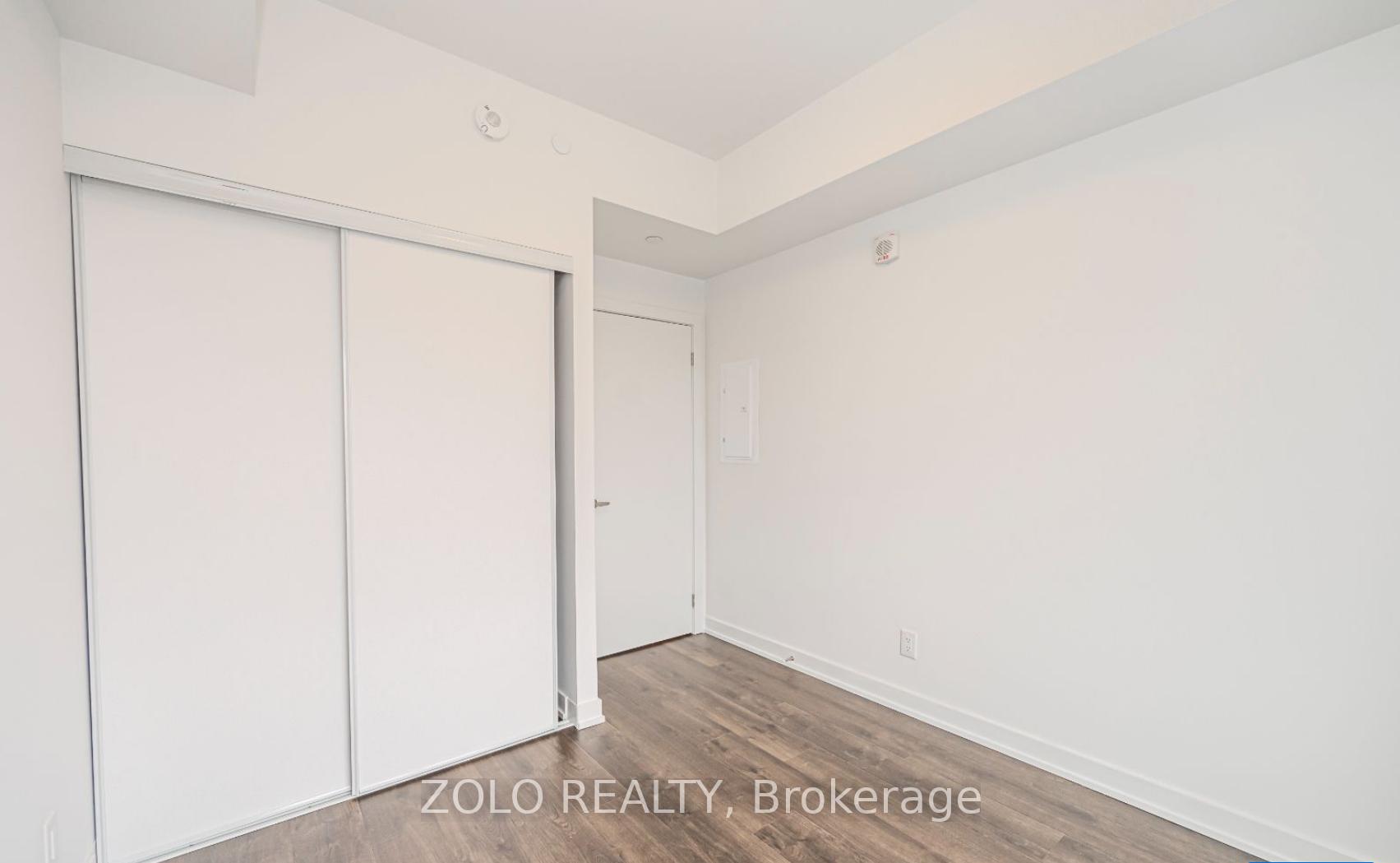 Photo 9 of Unit 1213, 56 Lakeside Terrace, Barrie, Little Lake — HOMEH