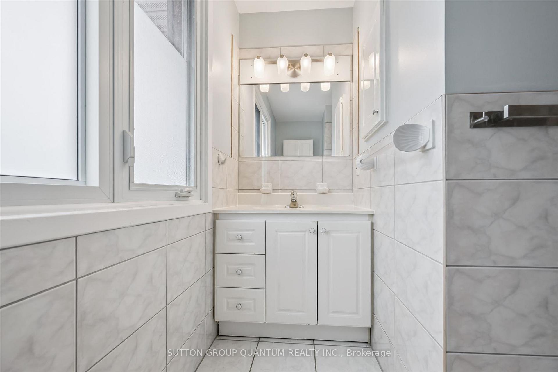 Photo 21 of 157 Riverview Street, Oakville, Bronte — HOMEH
