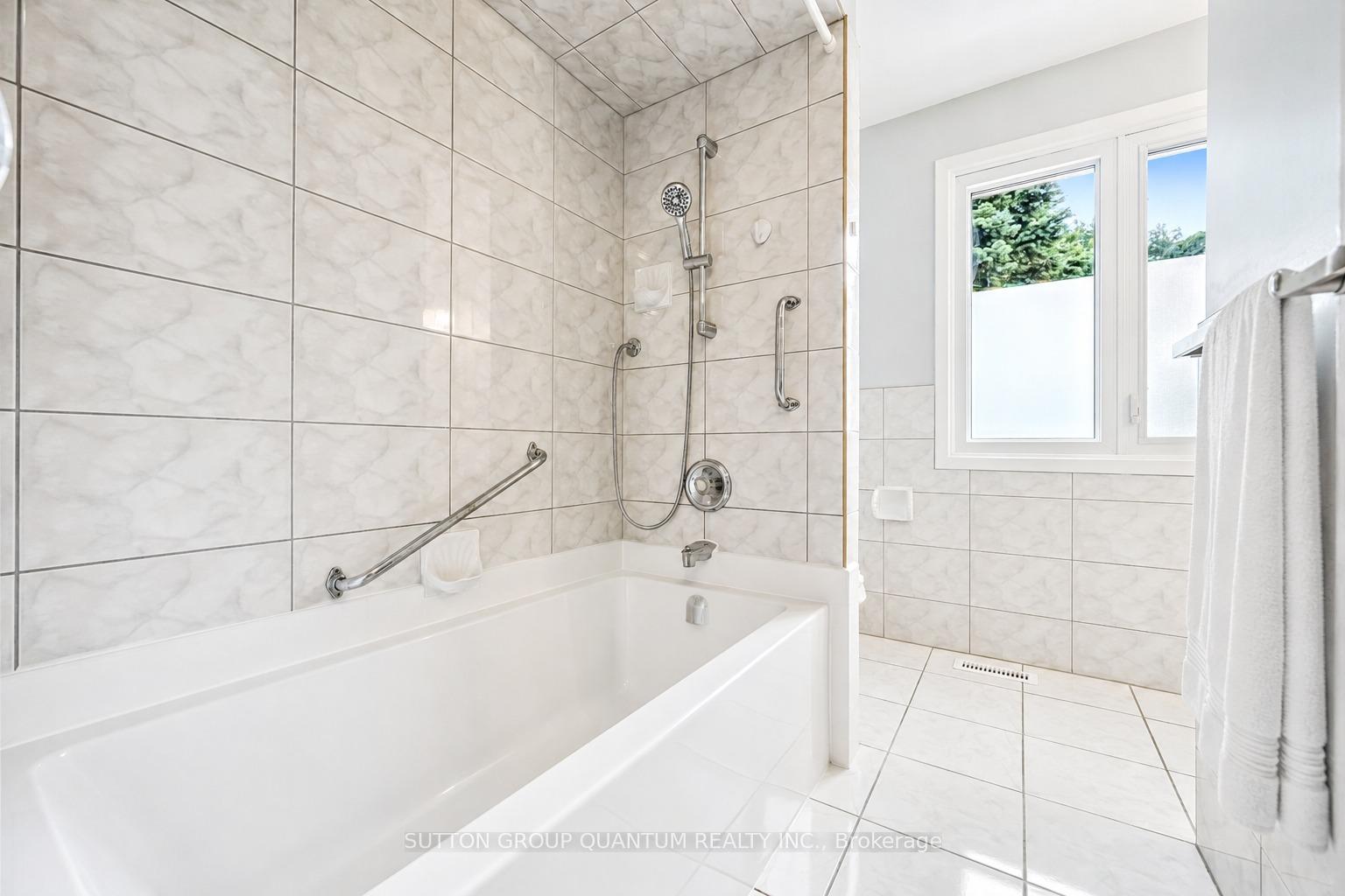 Photo 22 of 157 Riverview Street, Oakville, Bronte — HOMEH