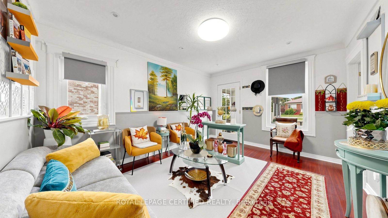 Photo 6 of 922A Danforth Road, Scarborough, Kennedy Park — HOMEH