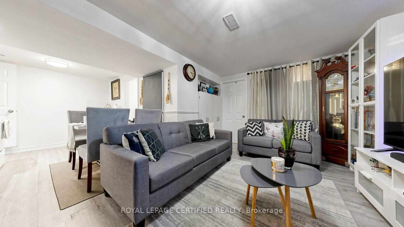 Photo 17 of 922A Danforth Road, Scarborough, Kennedy Park — HOMEH