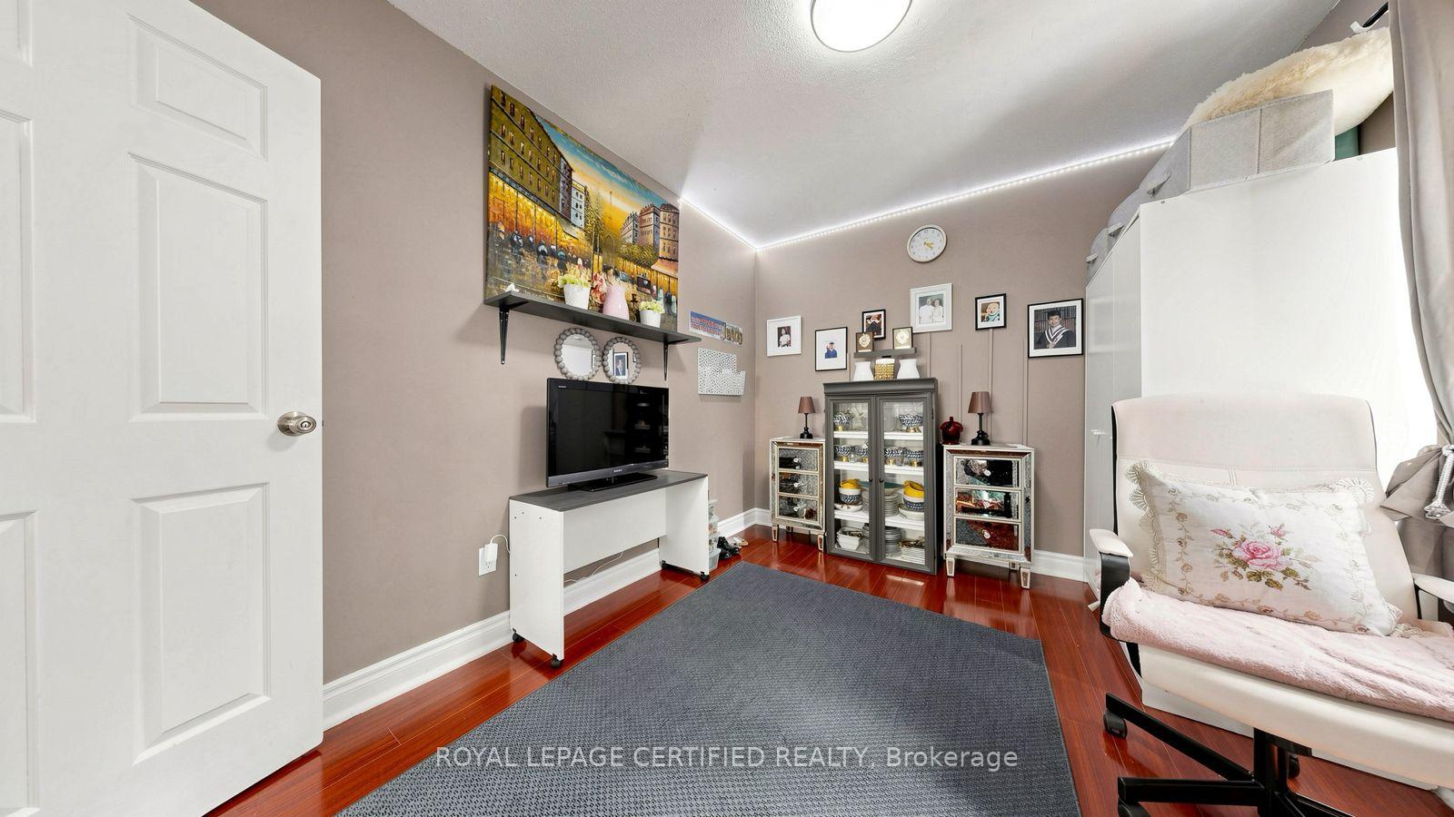 Photo 22 of 922A Danforth Road, Scarborough, Kennedy Park — HOMEH