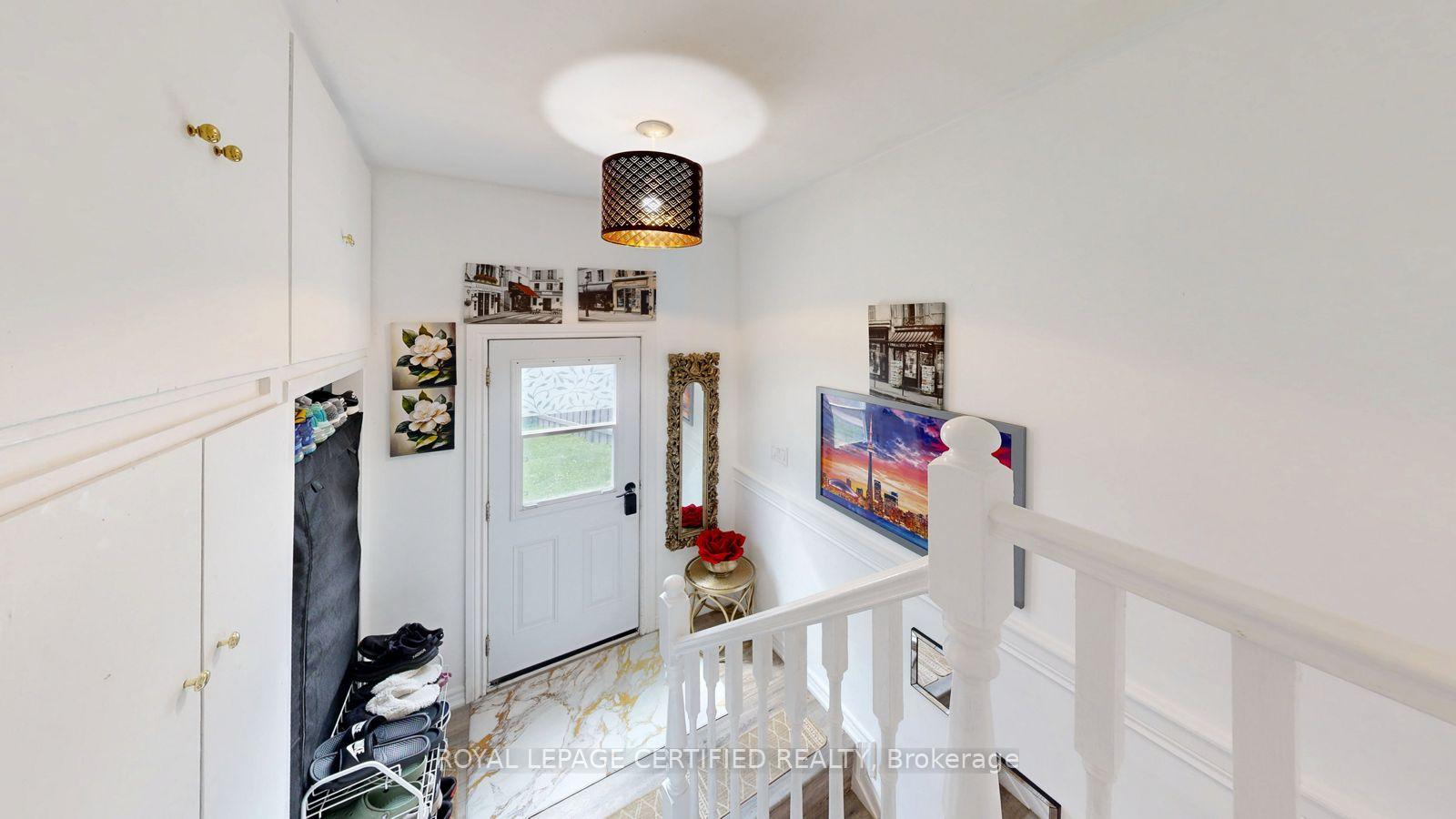 Photo 27 of 922A Danforth Road, Scarborough, Kennedy Park — HOMEH