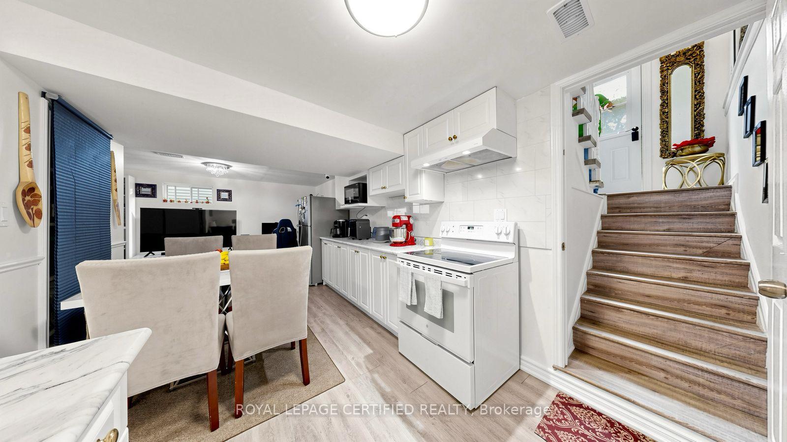 Photo 29 of 922A Danforth Road, Scarborough, Kennedy Park — HOMEH
