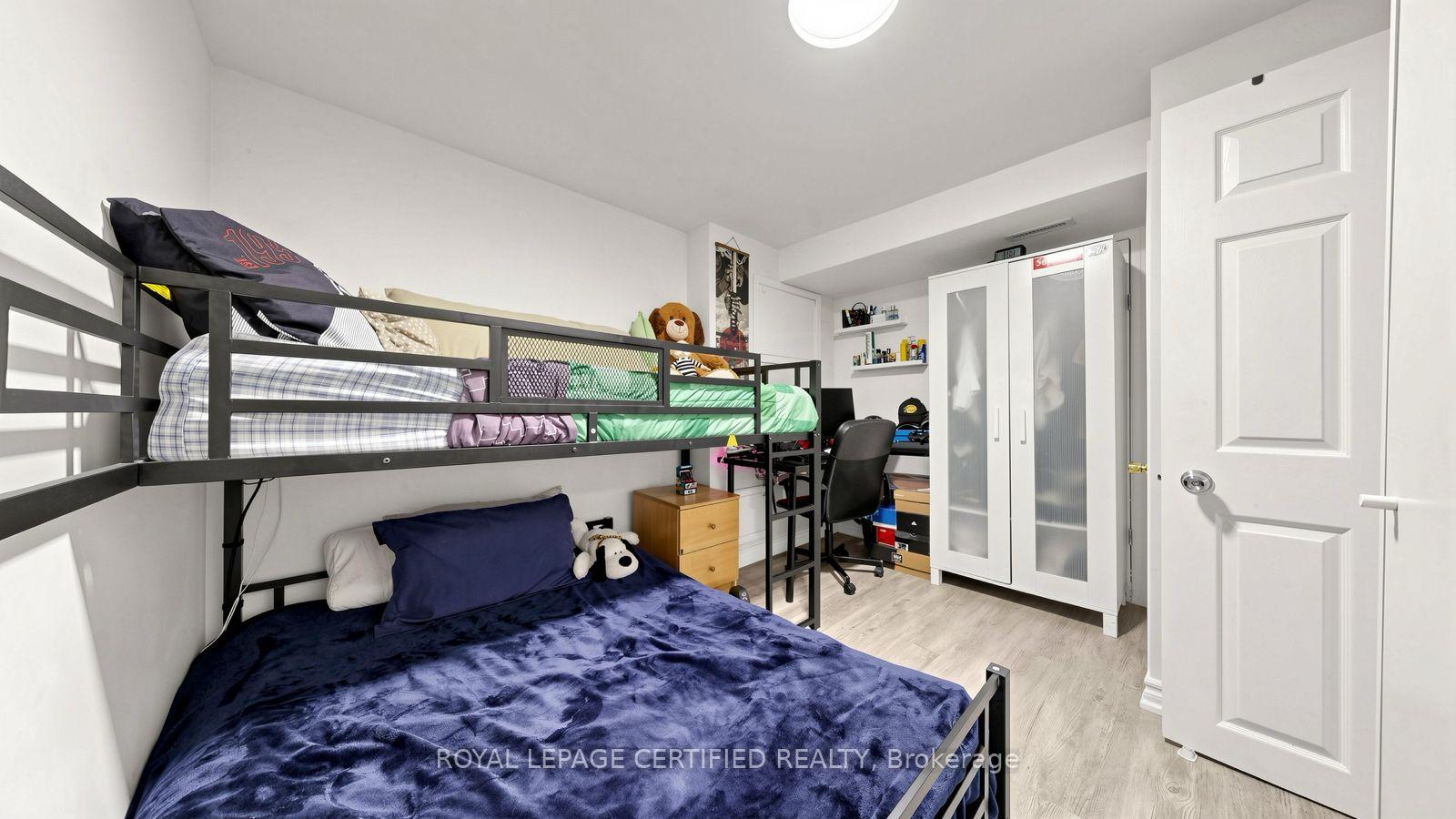 Photo 32 of 922A Danforth Road, Scarborough, Kennedy Park — HOMEH