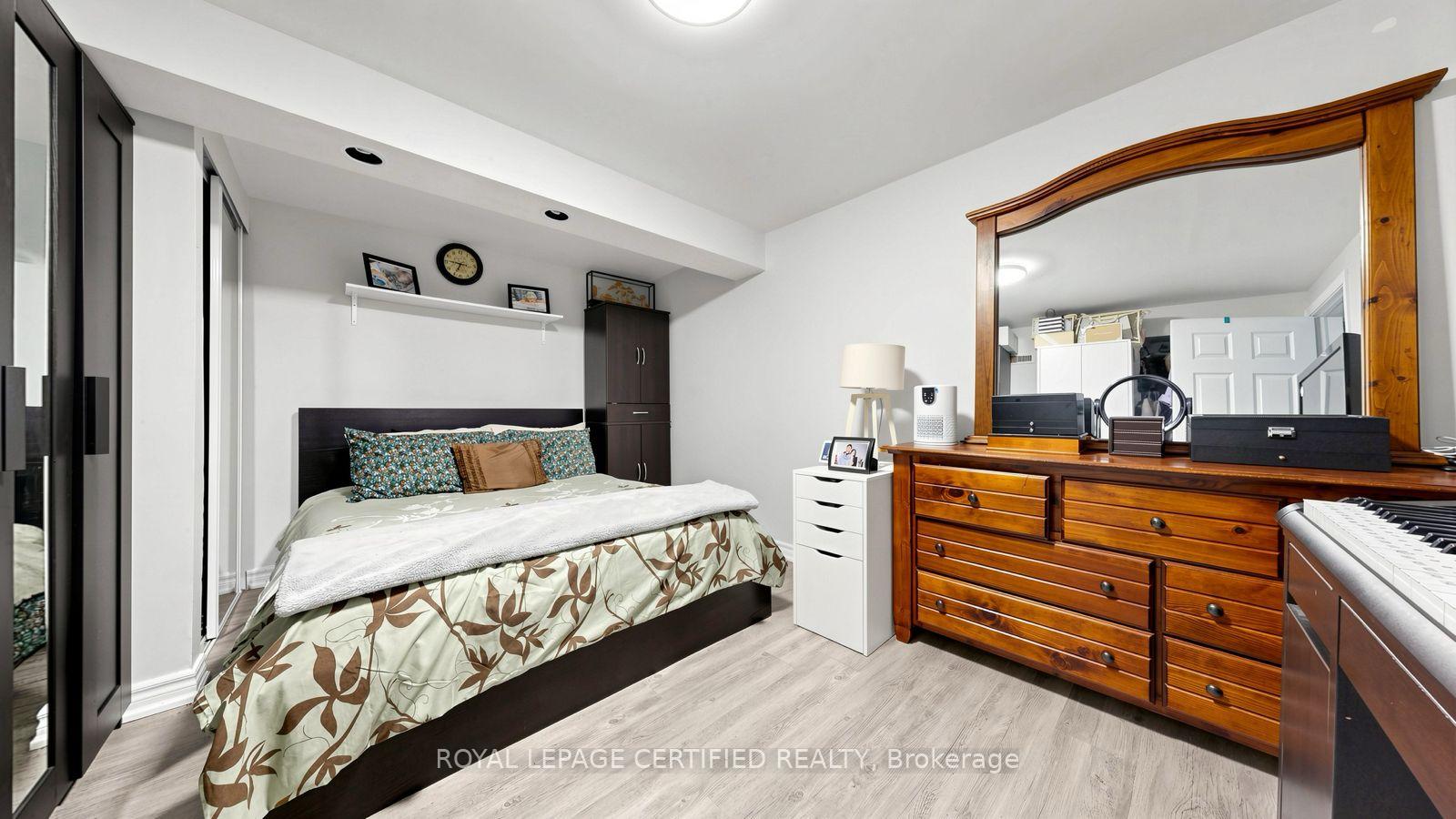 Photo 35 of 922A Danforth Road, Scarborough, Kennedy Park — HOMEH