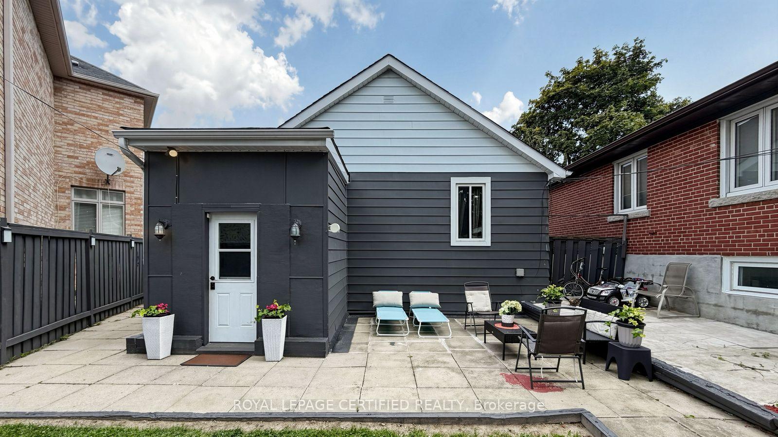 Photo 45 of 922A Danforth Road, Scarborough, Kennedy Park — HOMEH