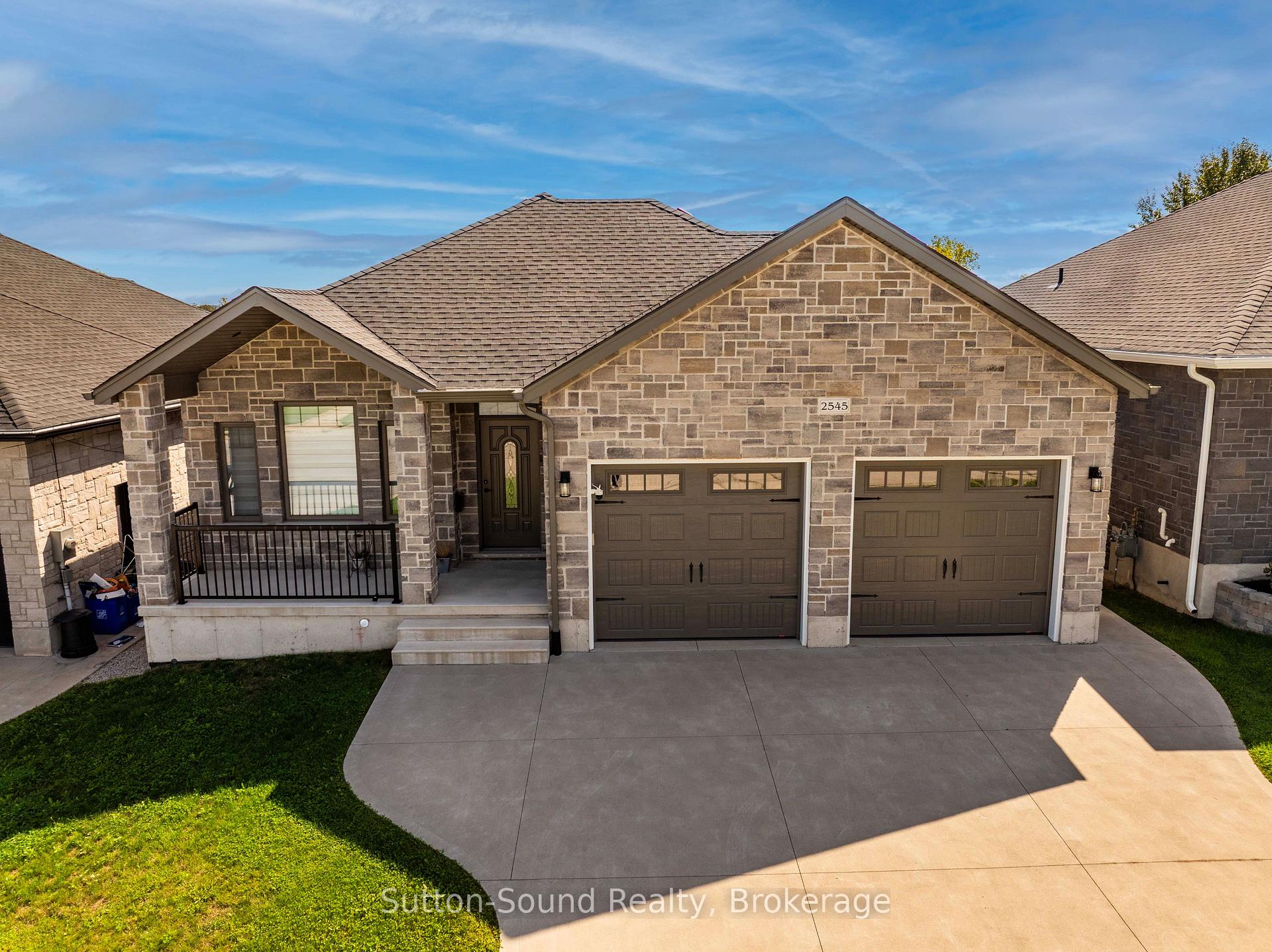 Photo 1 of 2545 9th Avenue E, Owen Sound — HOMEH