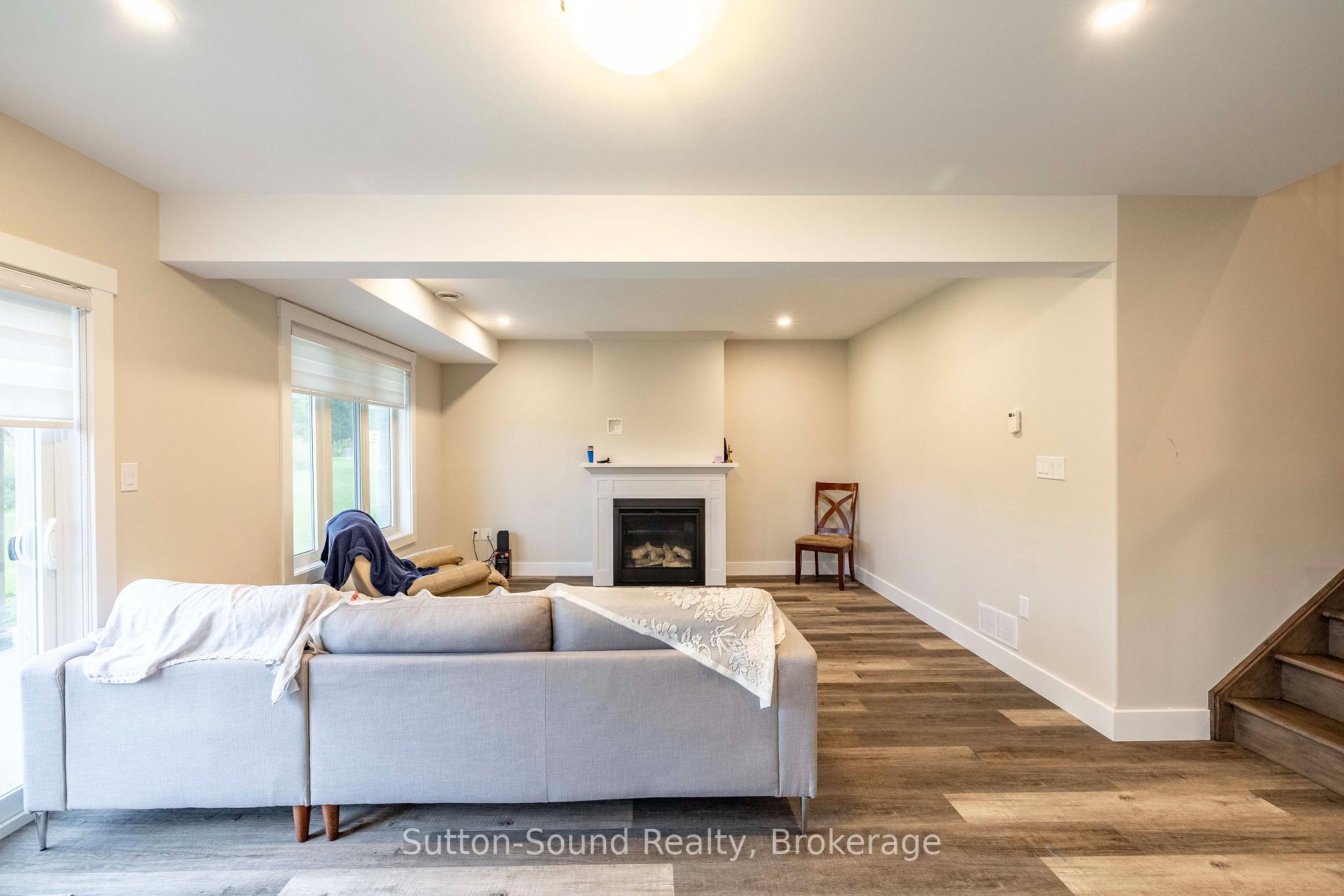 Photo 23 of 2545 9th Avenue E, Owen Sound — HOMEH
