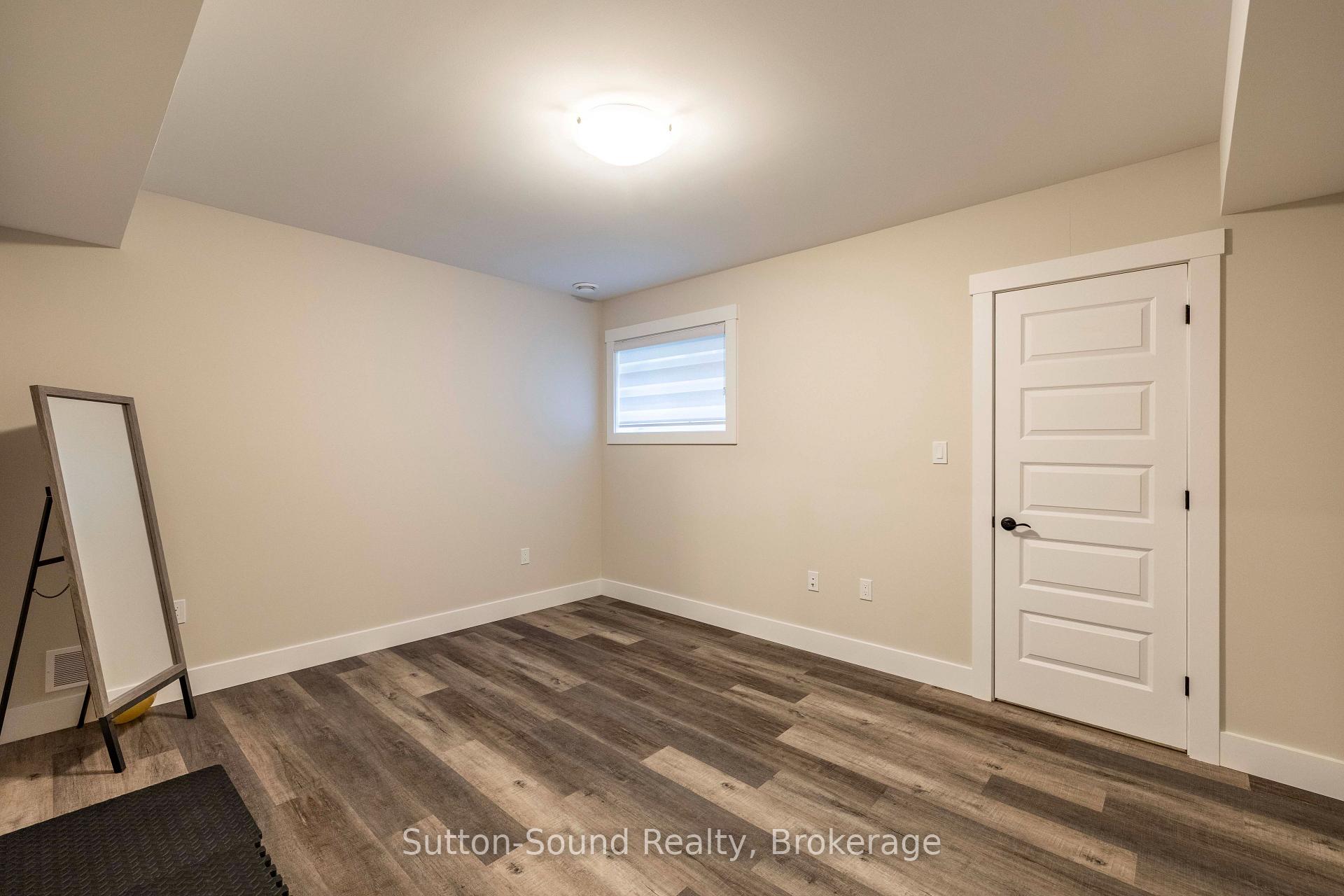 Photo 25 of 2545 9th Avenue E, Owen Sound — HOMEH