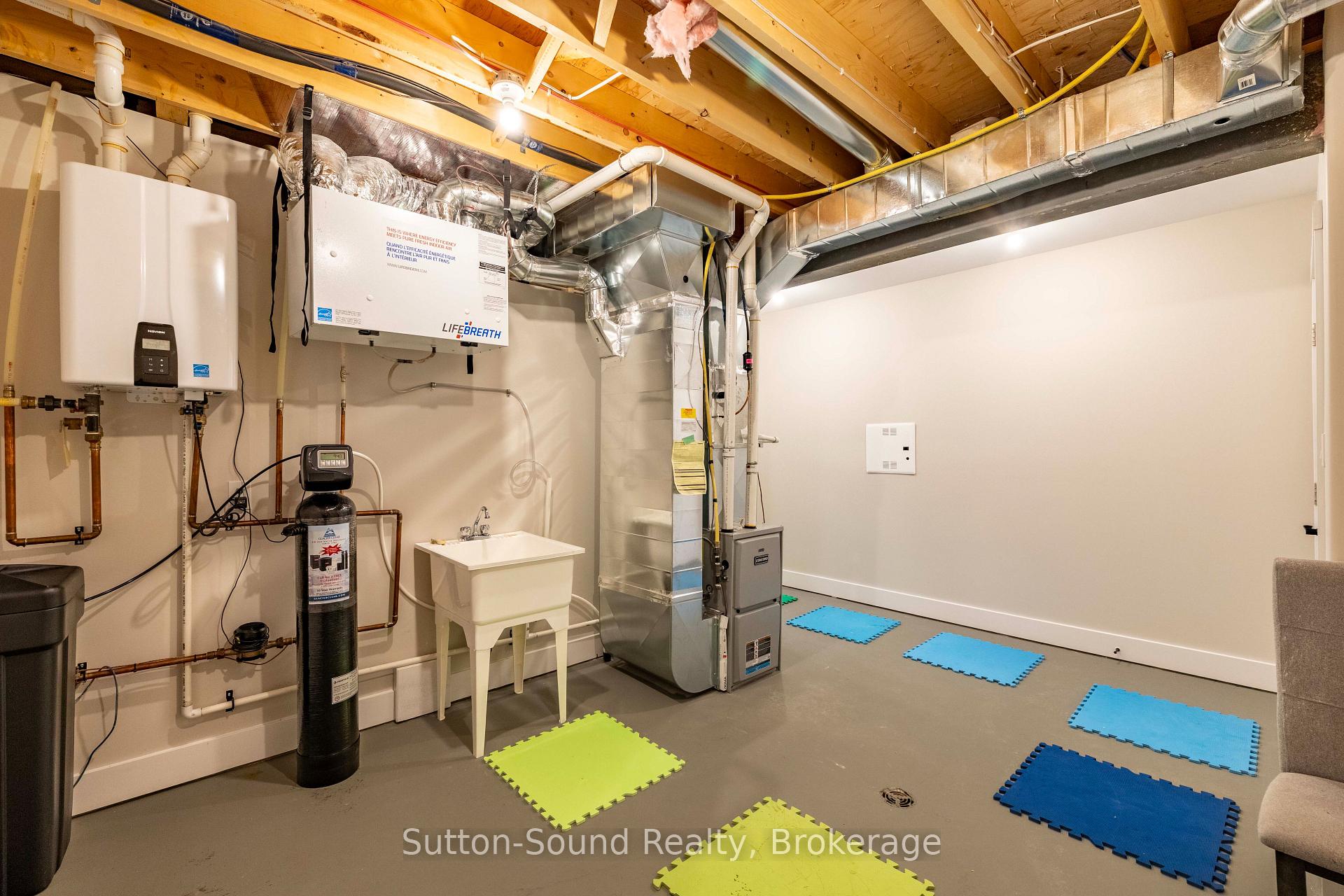 Photo 27 of 2545 9th Avenue E, Owen Sound — HOMEH