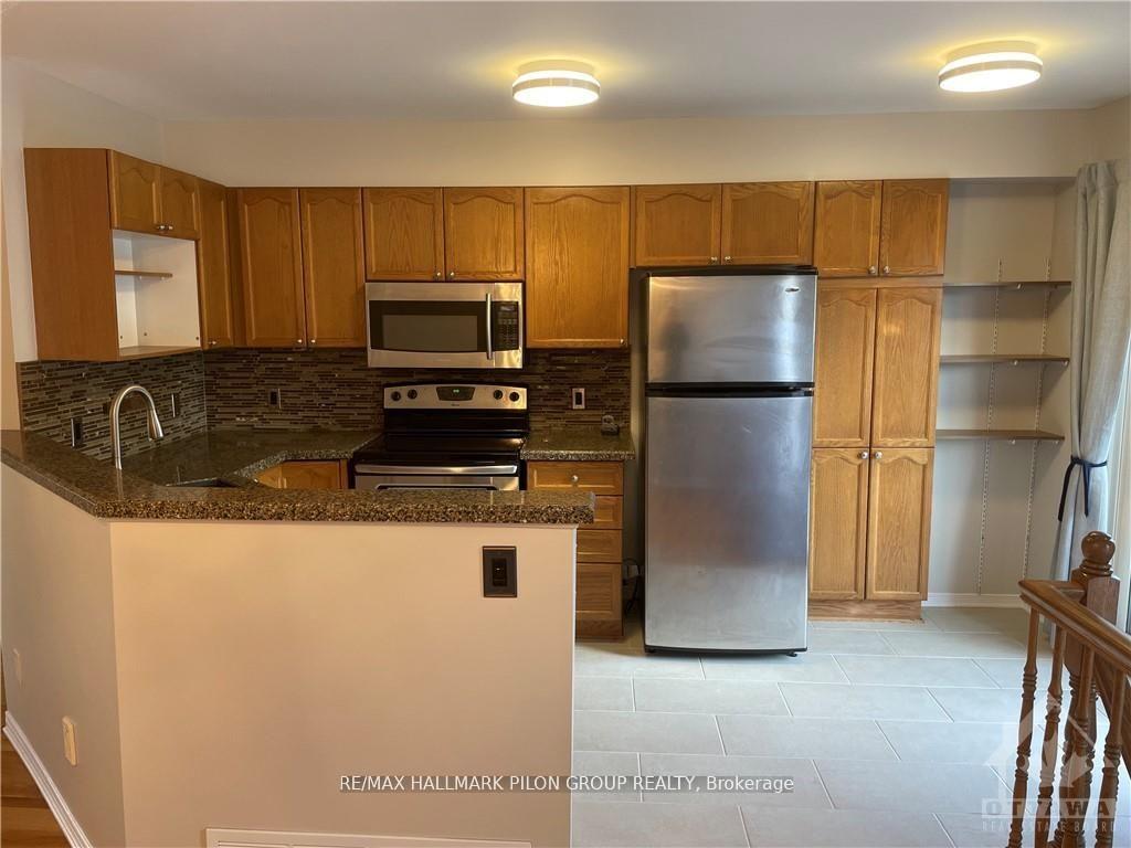 Photo 4 of 1577 Duplante Avenue, Ottawa, Fallingbrook/Pineridge — HOMEH