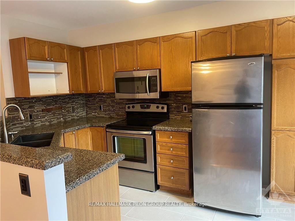 Photo 5 of 1577 Duplante Avenue, Ottawa, Fallingbrook/Pineridge — HOMEH