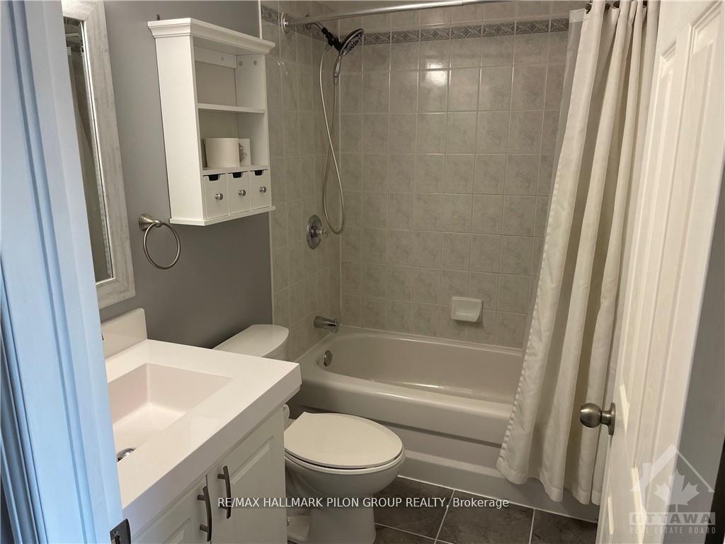 Photo 9 of 1577 Duplante Avenue, Ottawa, Fallingbrook/Pineridge — HOMEH