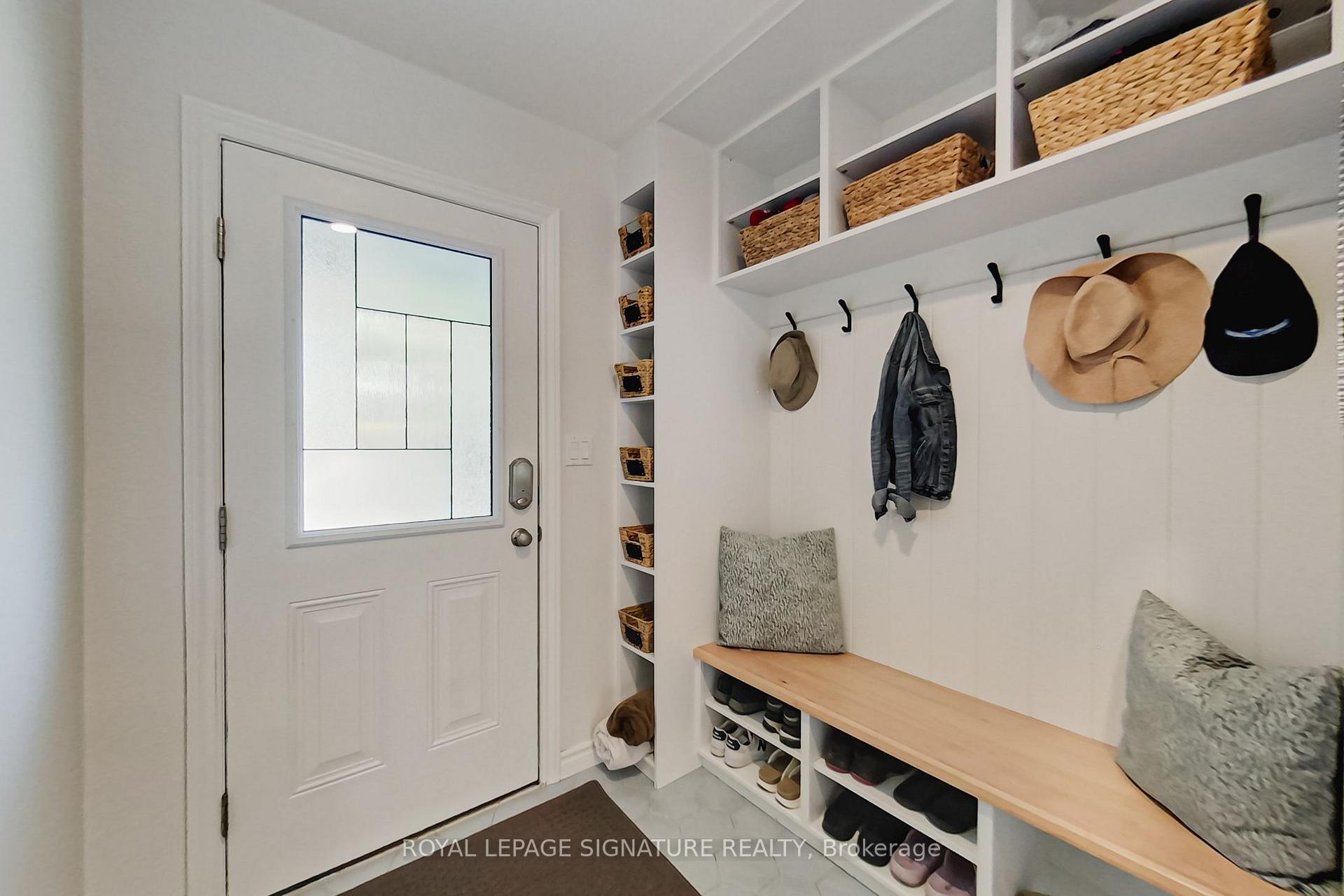 Photo 3 of 23 Silver Glen Boulevard, Collingwood — HOMEH