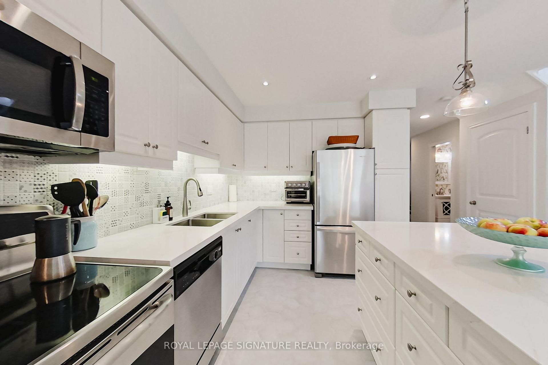 Photo 9 of 23 Silver Glen Boulevard, Collingwood — HOMEH