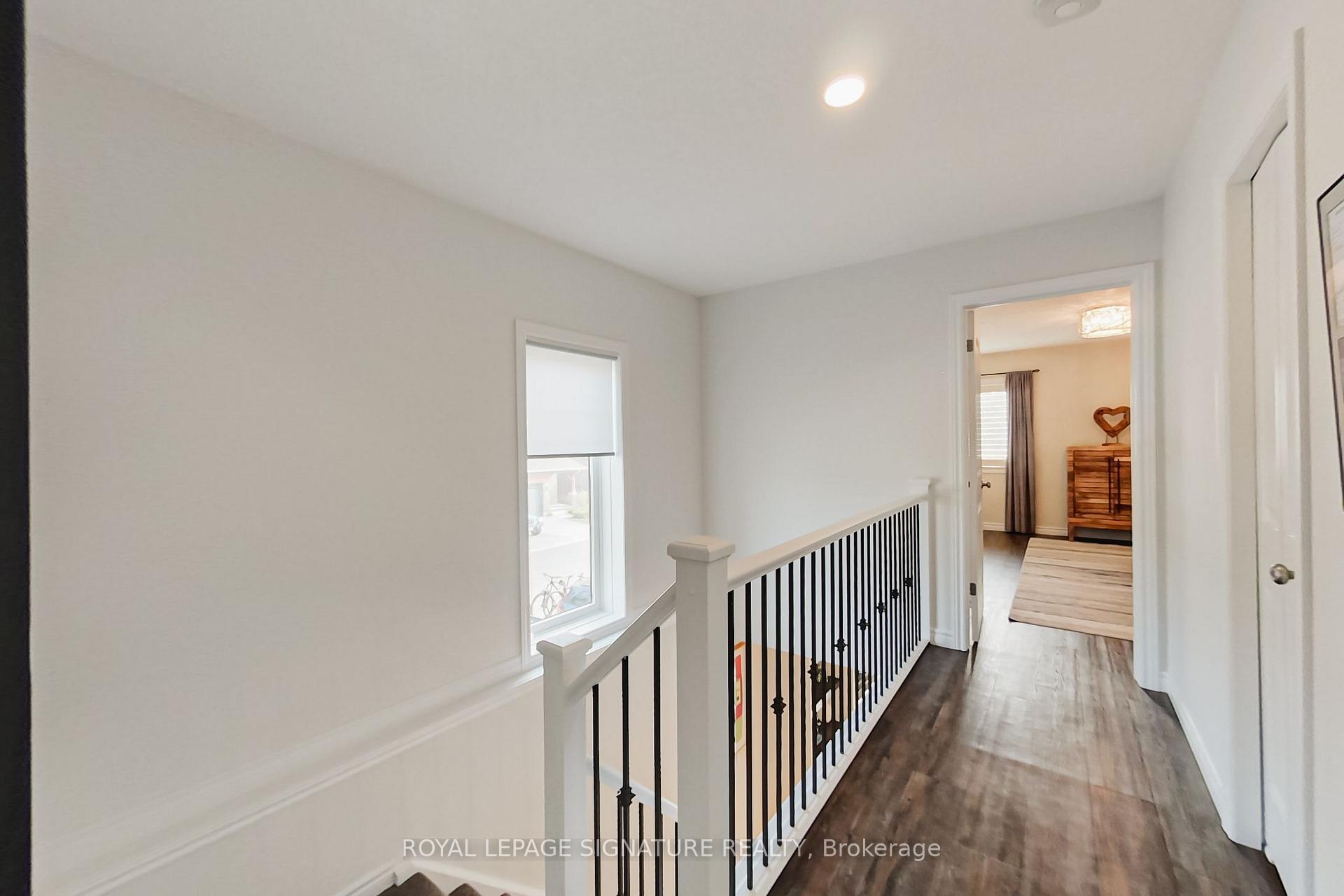 Photo 17 of 23 Silver Glen Boulevard, Collingwood — HOMEH