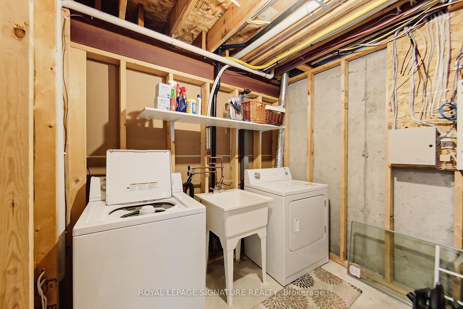 Photo 29 of 23 Silver Glen Boulevard, Collingwood — HOMEH