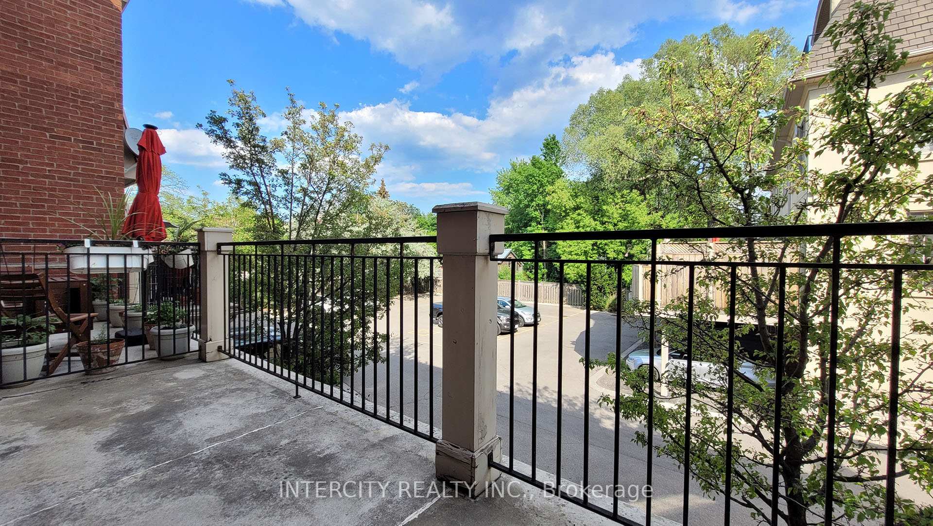 Photo 32 of 86 Lakeshore Road W, Oakville, Central — HOMEH