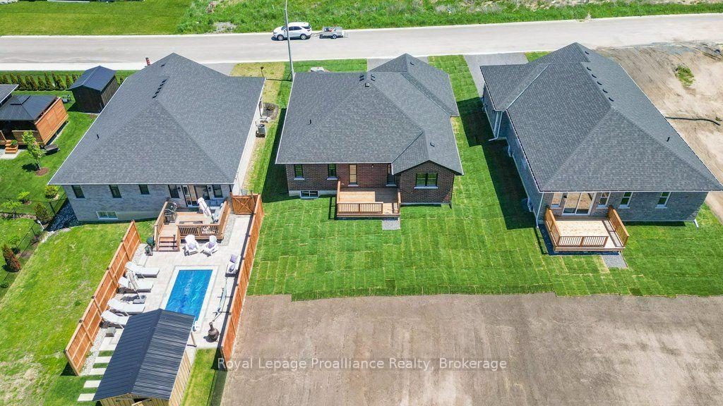 Photo 41 of 8 Dunmor Street, Stirling-Rawdon, Stirling Ward — HOMEH