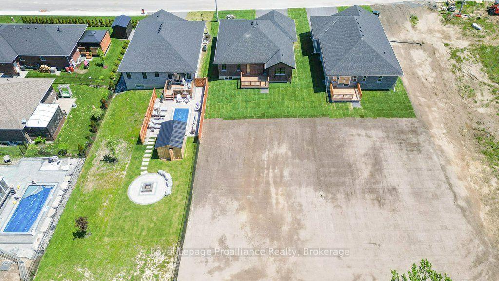 Photo 42 of 8 Dunmor Street, Stirling-Rawdon, Stirling Ward — HOMEH
