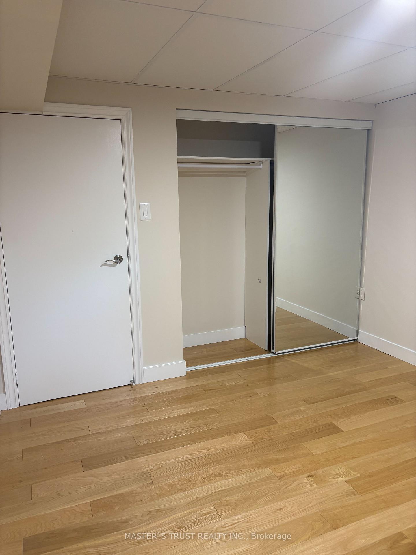 Photo 14 of 27 Hornshill Drive, Scarborough, Agincourt North — HOMEH