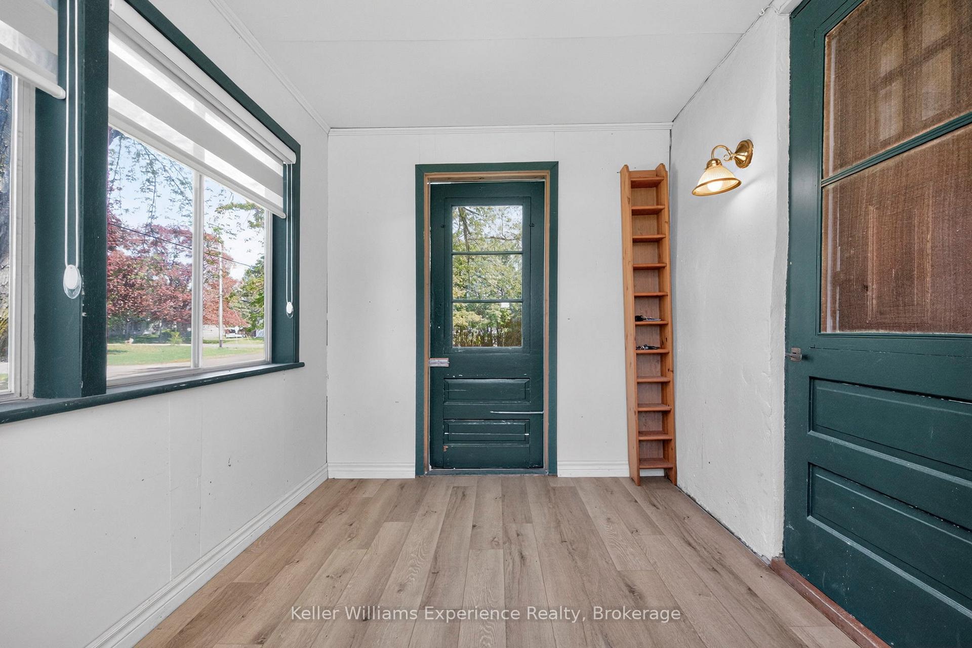 Photo 5 of 239 Oak Street, Clearview, Stayner — HOMEH